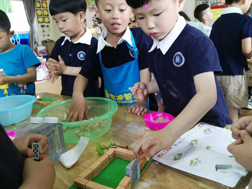 皇家迪智尼，玩具加盟活動