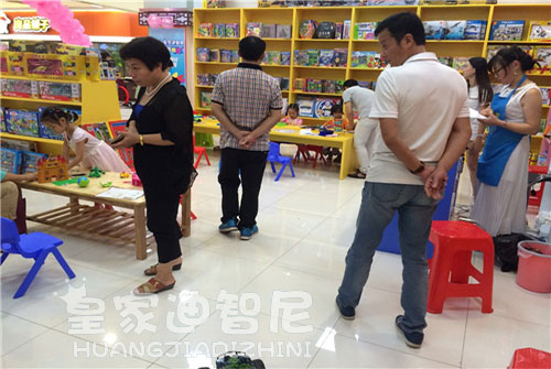 開兒童玩具店的市場(chǎng)前景如何