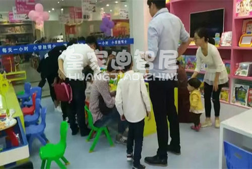 玩具店導(dǎo)購(gòu)員如何洞悉客戶的心理