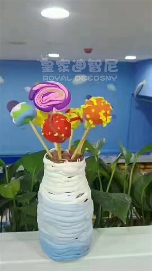 玩具加盟-品牌動態(tài)-皇家迪智尼兒童玩具店加盟官網(wǎng)