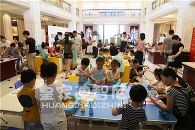 開玩具店賺錢嗎 -開店經(jīng)驗(yàn)-皇家迪智尼兒童玩具店加盟官網(wǎng)