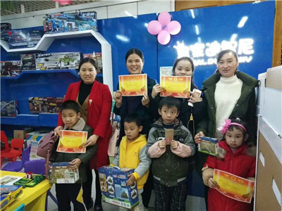 玩具加盟店 -玩具店活動-皇家迪智尼兒童玩具店加盟官網(wǎng)