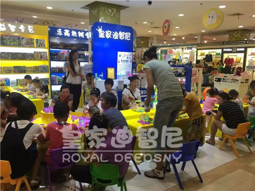 現(xiàn)在代理益智玩具店掙錢嗎？