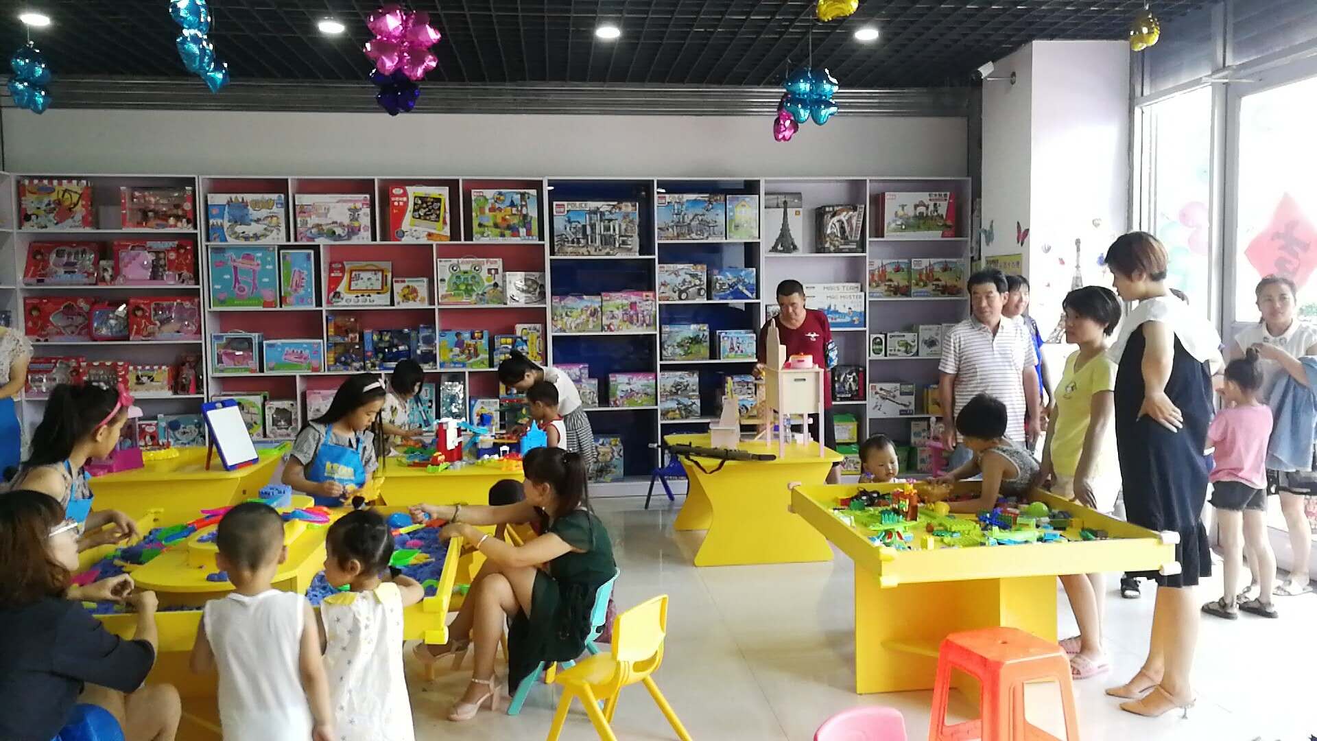 皇家迪智尼在河北邯鄲玩具店加盟盛大開業(yè)引流活動