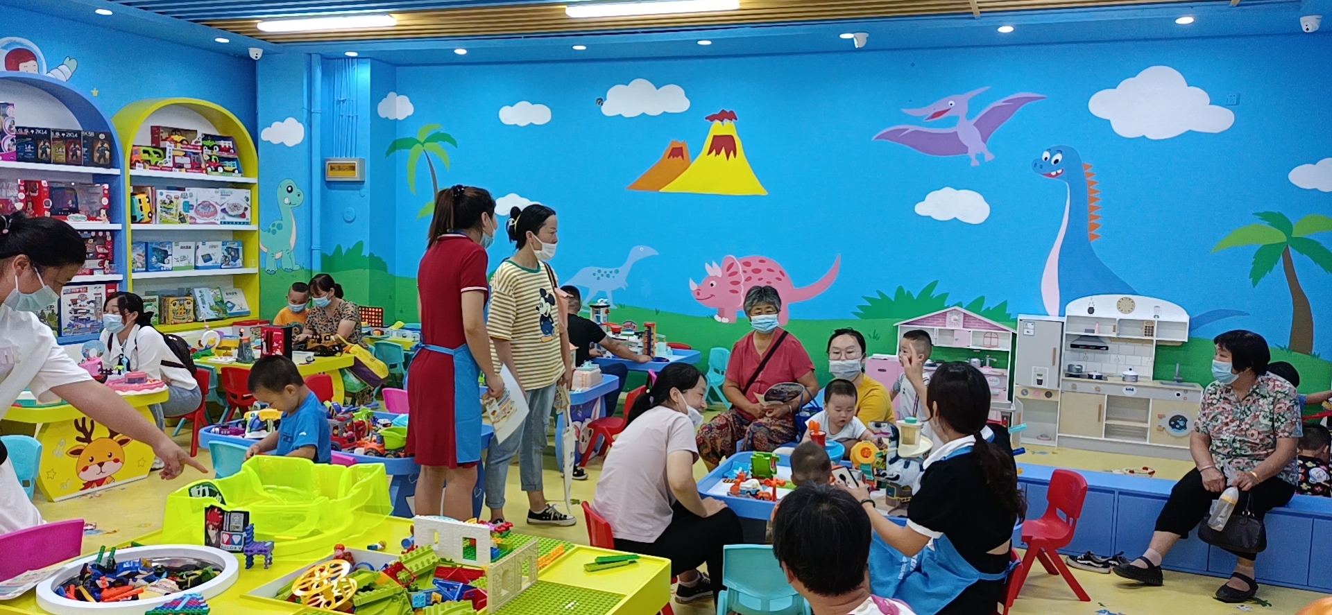 開一家皇家迪智尼玩具加盟店有哪些成功的營銷模式?