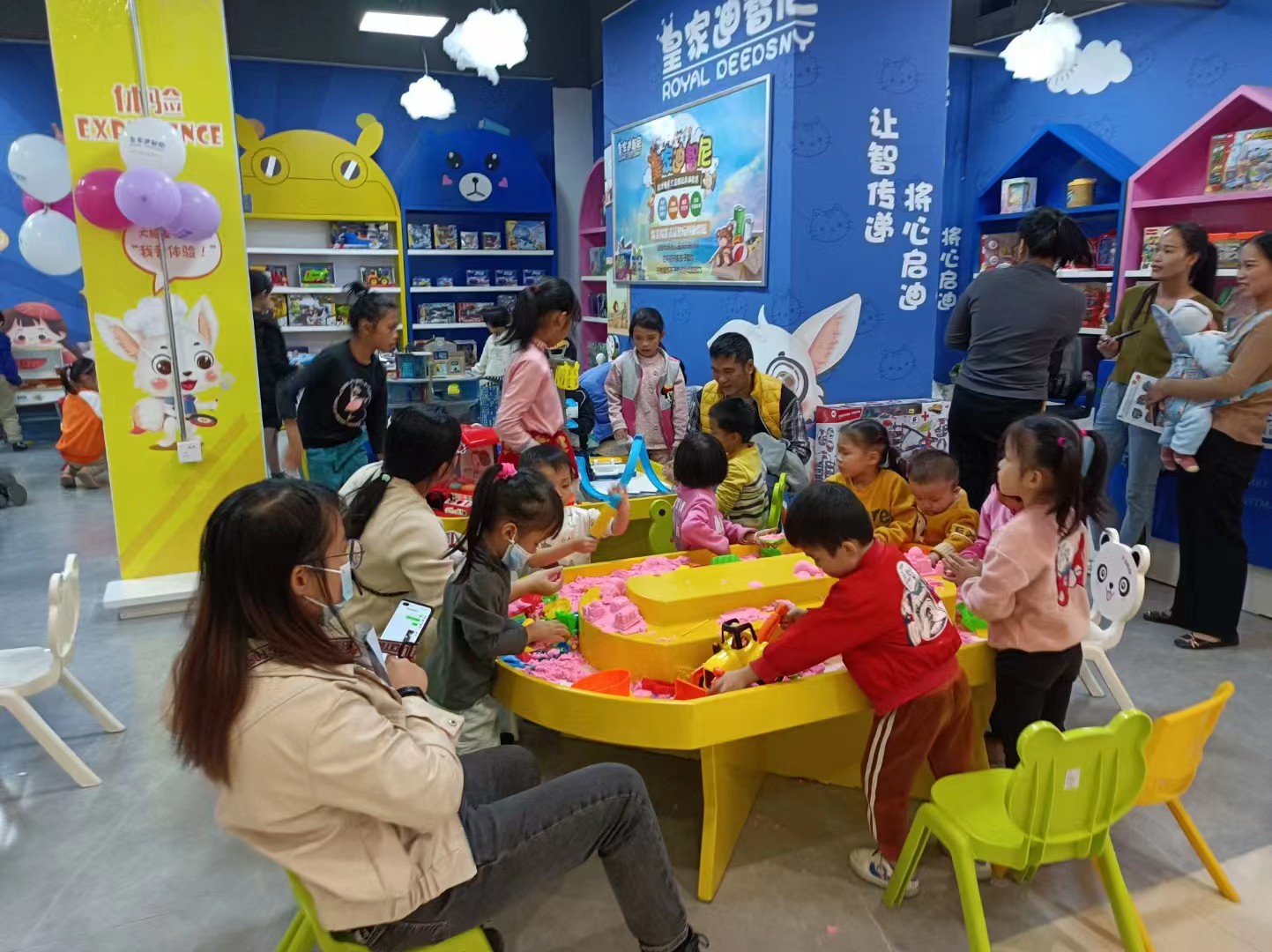 父母在孩子幼兒園階段一定要“狠抓”4點(diǎn)，孩子上學(xué)后成績優(yōu)異