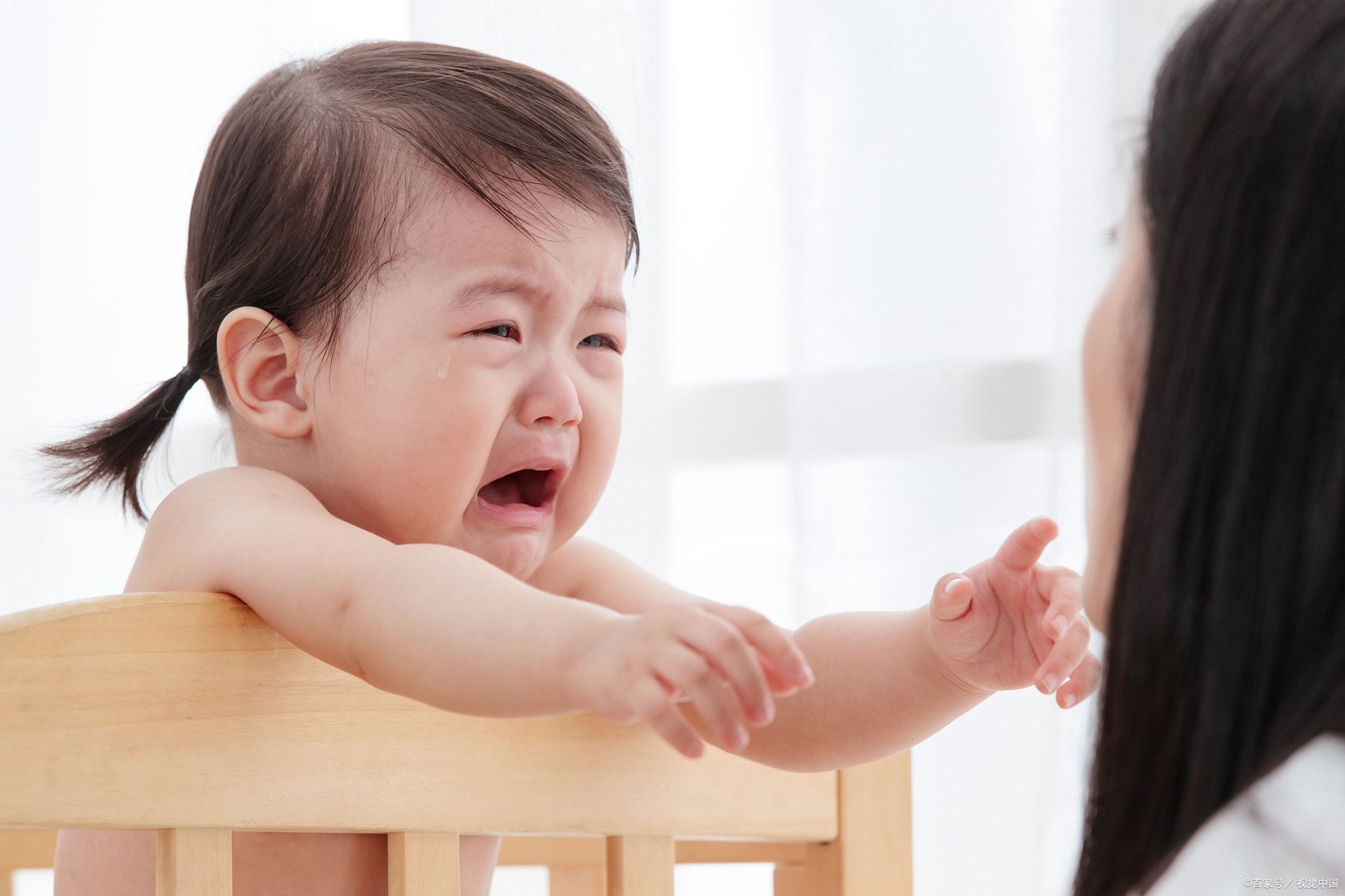 孩子愛發(fā)脾氣，父母該如何正確引導(dǎo)