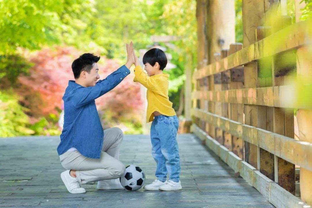 父母最大的悲哀，是付出所有努力，卻把孩子養(yǎng)成“廢人”