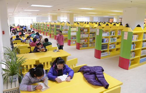 皇家迪智尼 I 提高孩子情商，就經(jīng)常帶孩子去三個(gè)地方，讓小孩受益一生?。。? width=