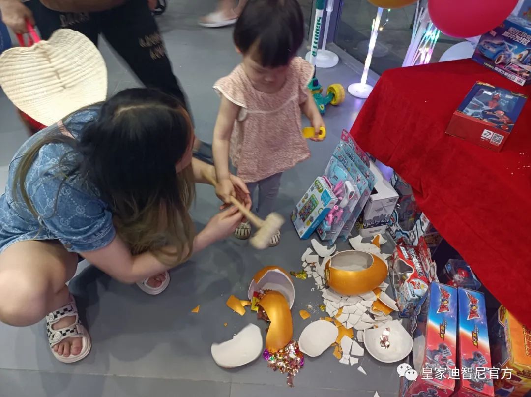 皇家迪智尼 I 2023年市場(chǎng)回暖，玩具店如何做到店鋪持久盈利？