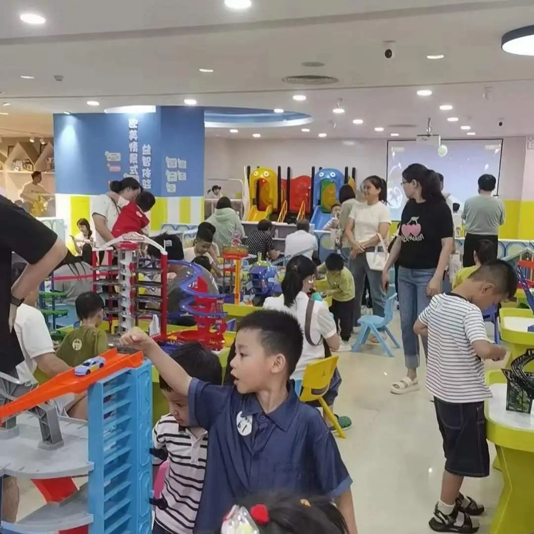皇家迪智尼 I 實體店空窗期情況下，老板們該做點啥呢？