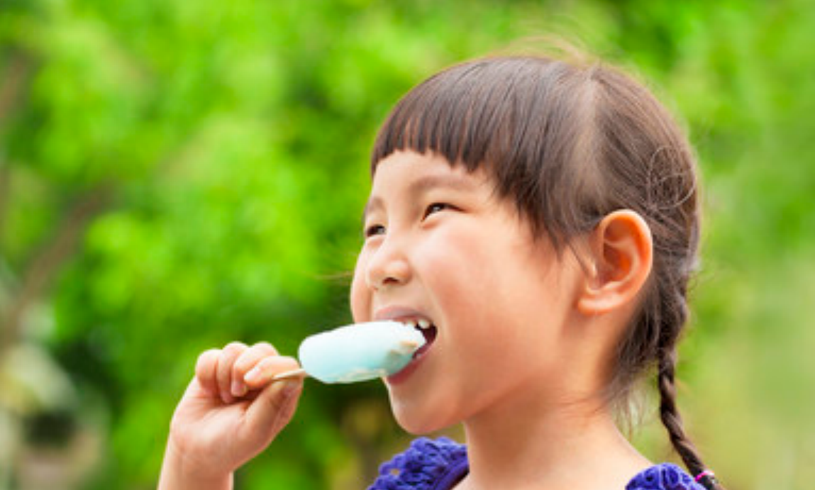 炎炎夏日，該不該限制孩子亂吃“雪糕”
